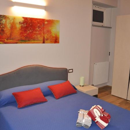 Ferienwohnung Sotto La Torre Costigliole d'Asti Exterior foto